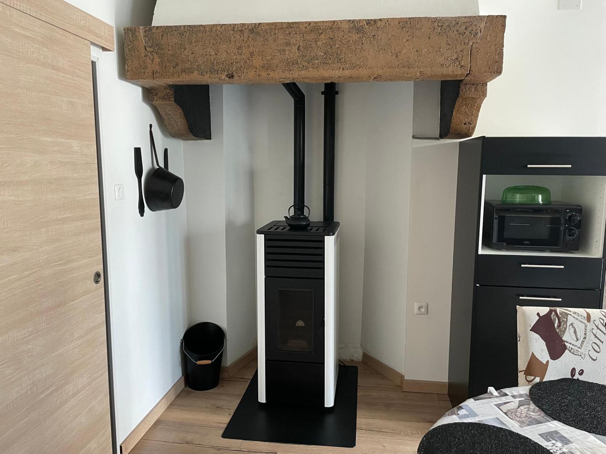 Appartement Ravissant En Bordure Du Doubs Longevelle-sur-Doubs Exteriör bild