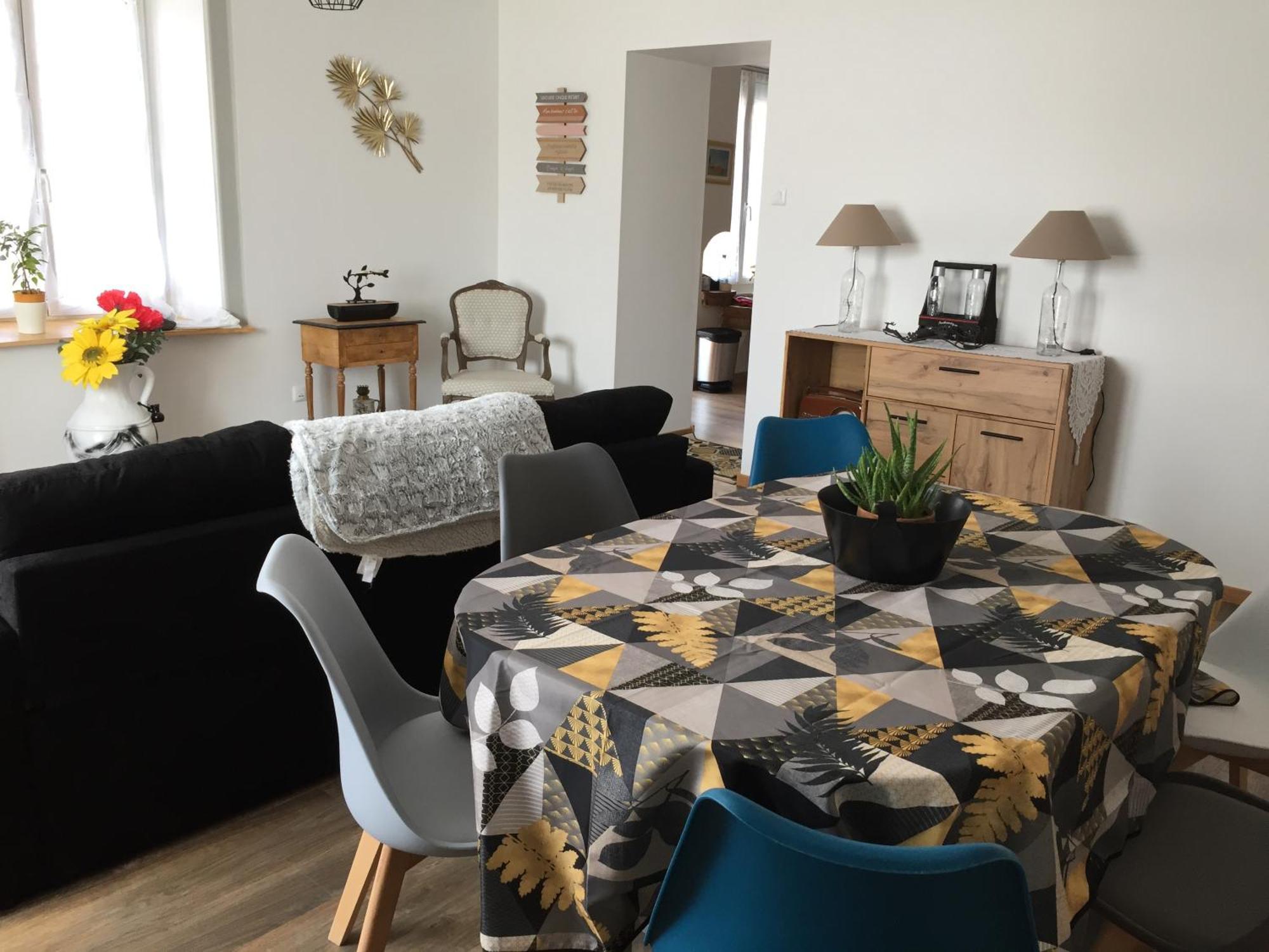Appartement Ravissant En Bordure Du Doubs Longevelle-sur-Doubs Exteriör bild